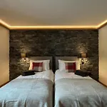 Zenith Views By Luxury *