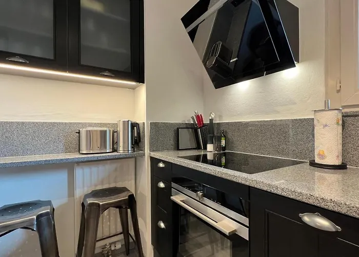 아파트 Zenith Views By Luxury